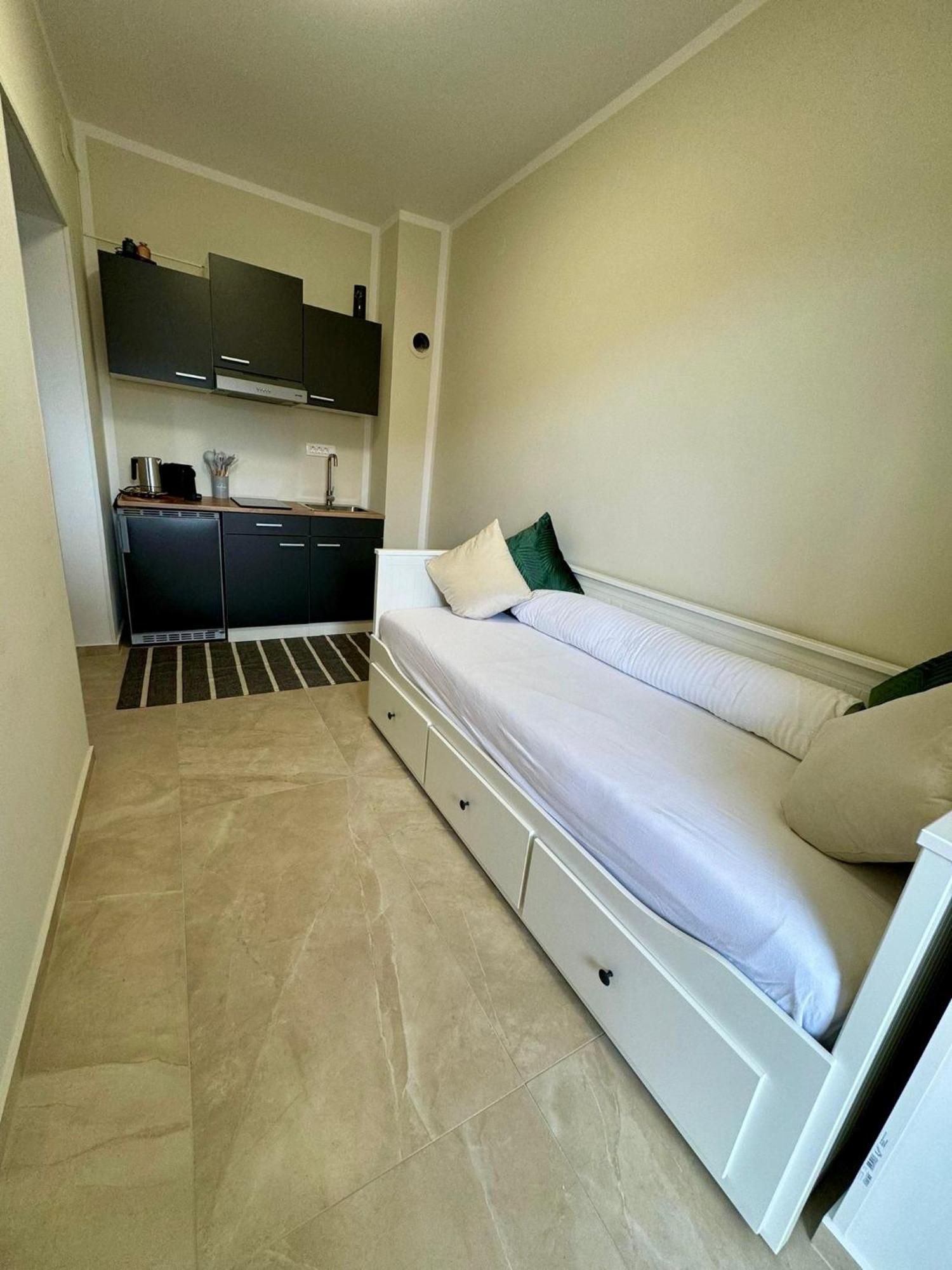 Cellinis Home Apartment Jadranovo Exterior photo